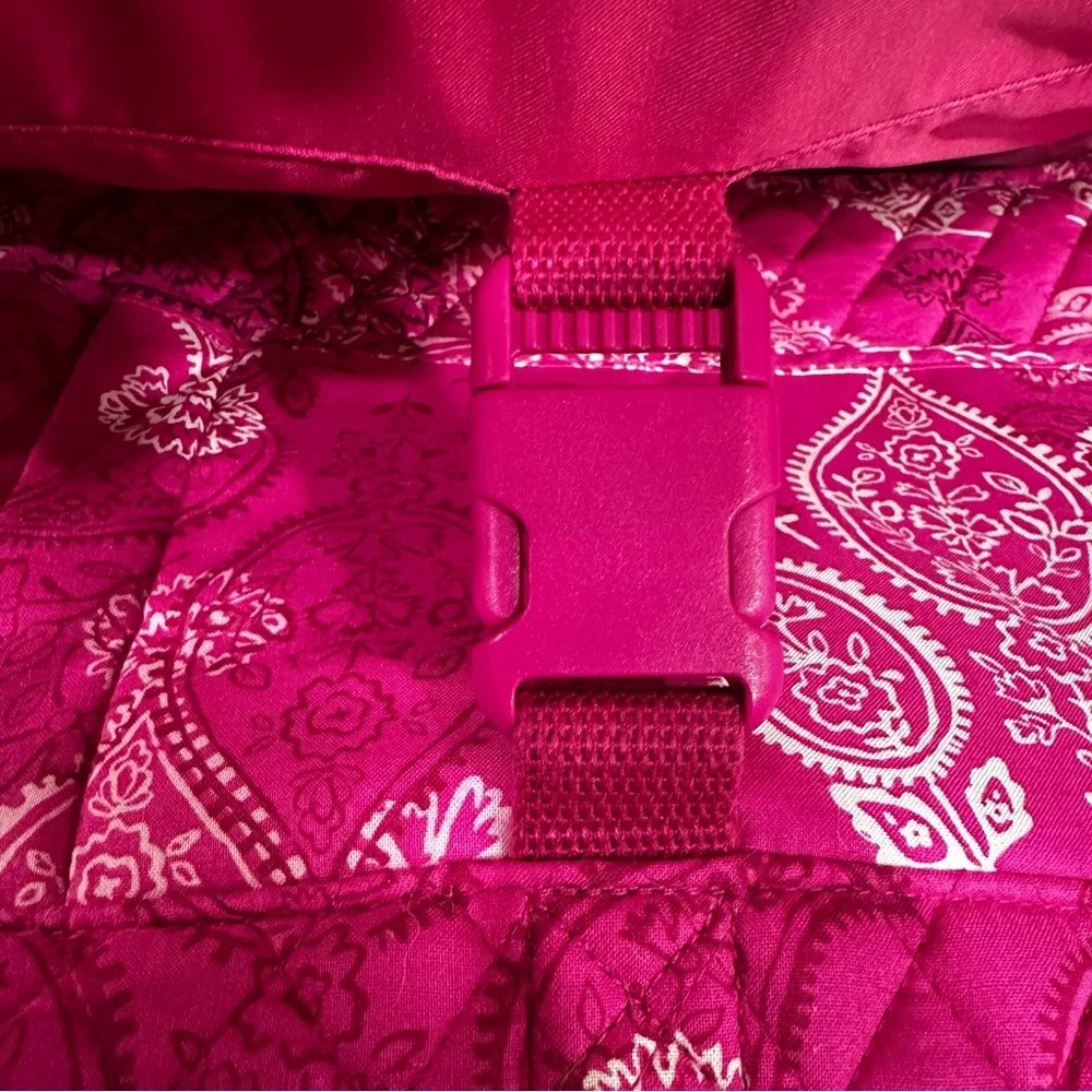 Vera Bradley Indio Quilted Messenger Bag Paisley Crossbody Pink Laptop Travel - Picture 15 of 15